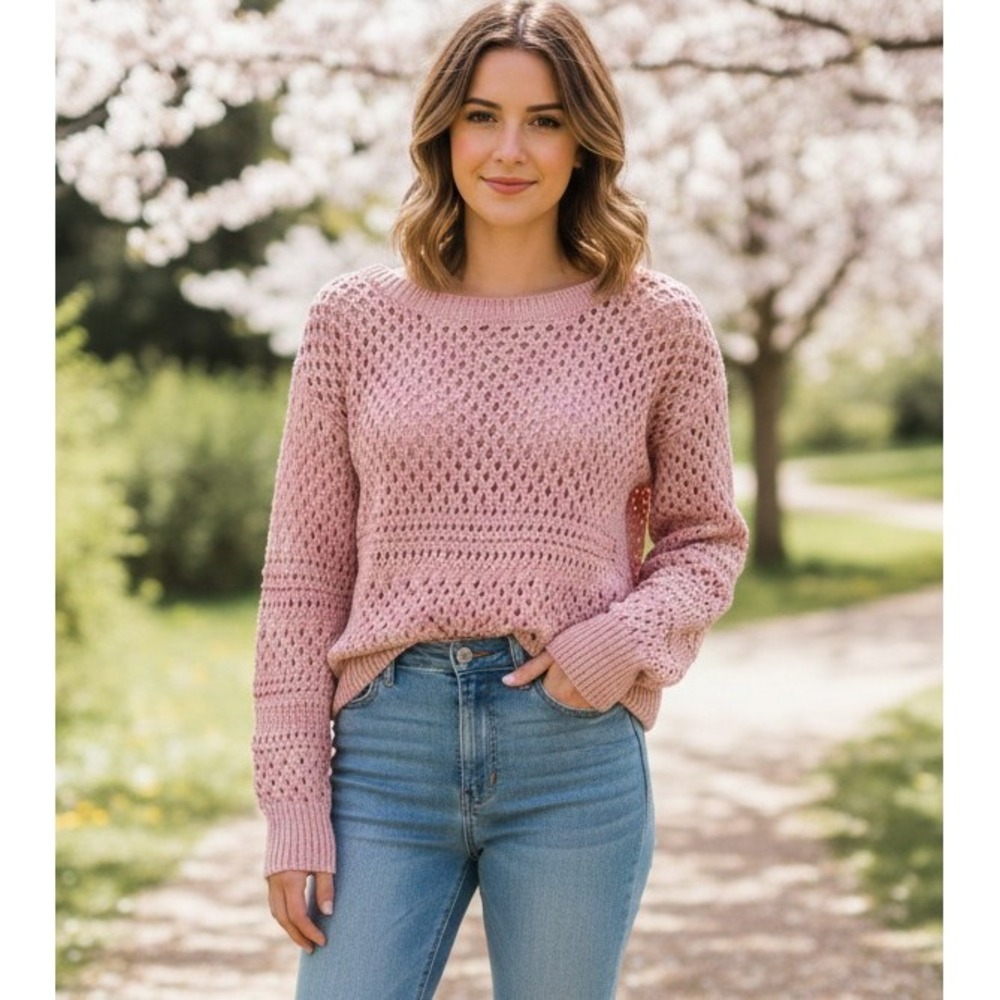 AMERICAN EAGLE M Dusty Rose Pink Crochet Knit Sweater Feminine Scandigirl